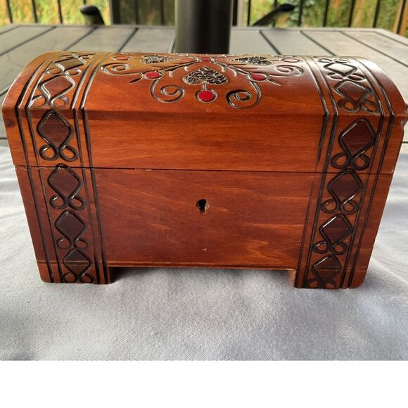 Four Hearts Handmade in Poland Wooden Box - Picture 1 of 5